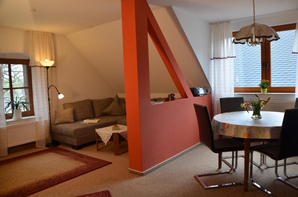 Ferienvermietung Engelstädter Oberwiesenthal Zimmer foto